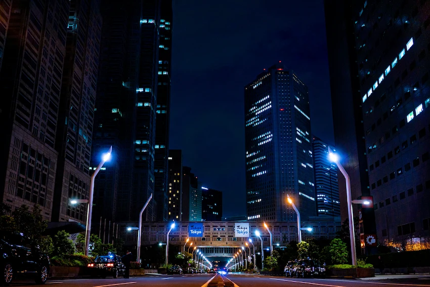 5G, AI, and Edge Computing: Building Smarter Cities with Safer Digital Spaces 5G, AI, and Edge Computing